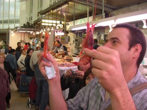 How to tell frozen shellfish from fresh?  The antennae are whole not broken off.