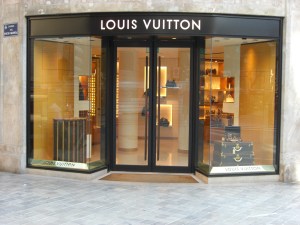 A few shops on the route to El Corte Inglés