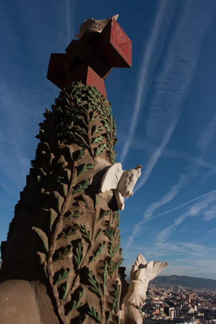 Cross - Fachada del Nacimiento - 2014